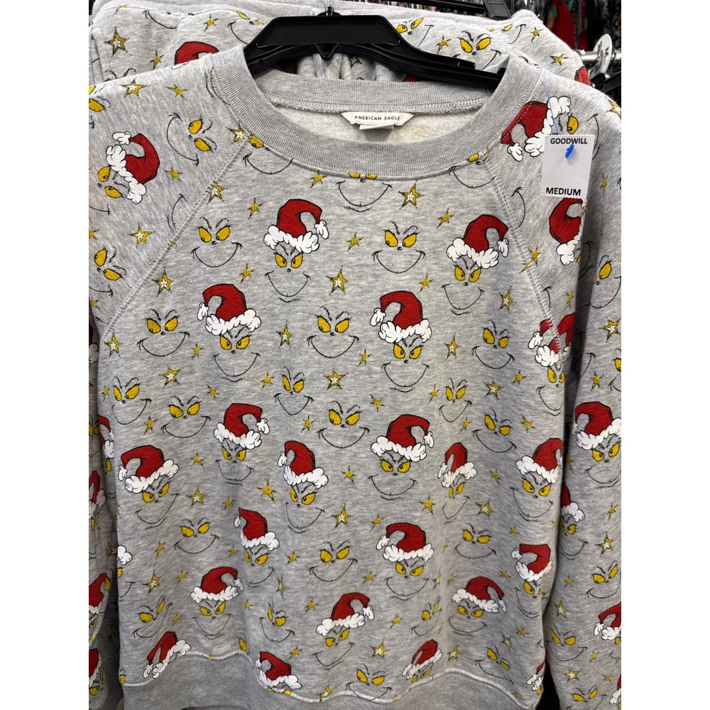 American Eagle The Grinch Christmas Pajama Jogger Set Sweatshirt Pants Gray Med.